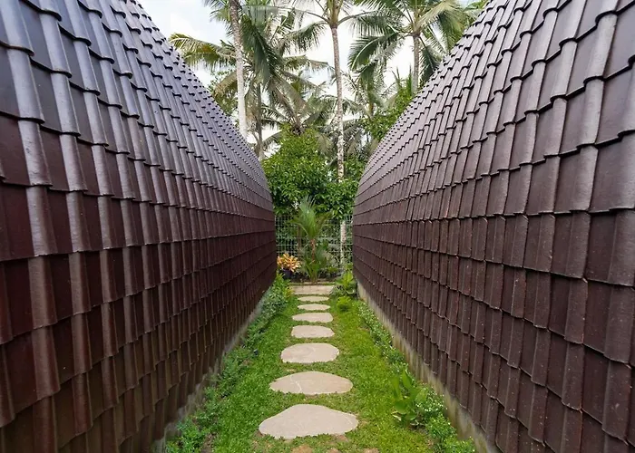 Lumbung Sari Wooden Private With Greenery View Villa Ubud