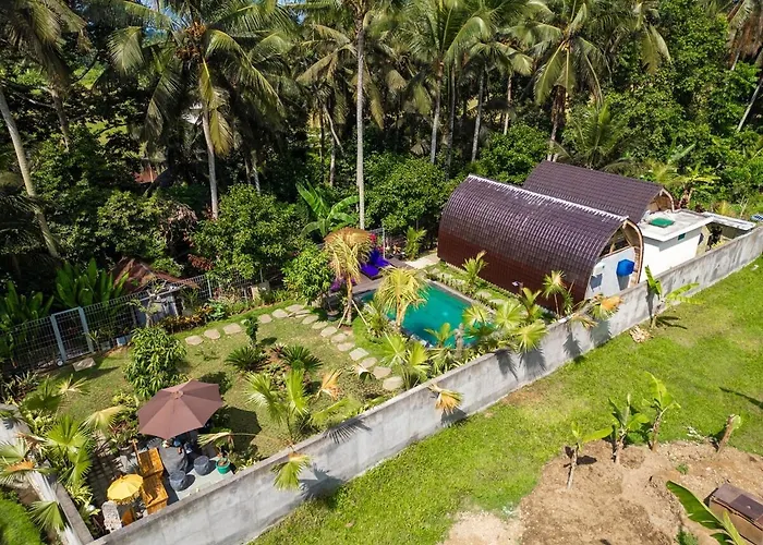 Lumbung Sari Wooden Private With Greenery View Villa