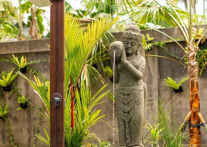 Lumbung Sari Wooden Private With Greenery View Villa